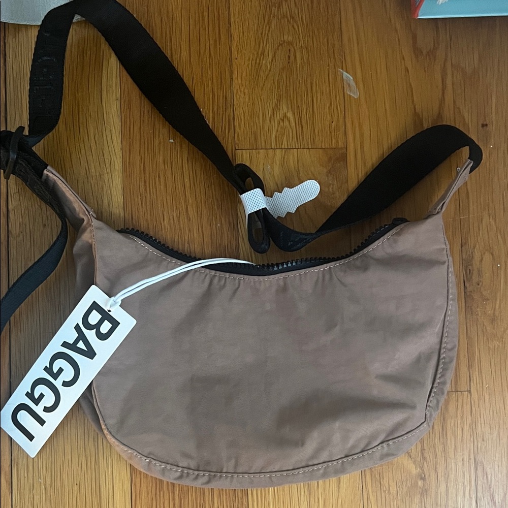 BAGGU Brown Shoulder Bag
